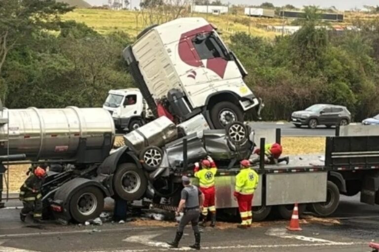Homem que cochilou e causou morte em rodovia é afastado do trabalho