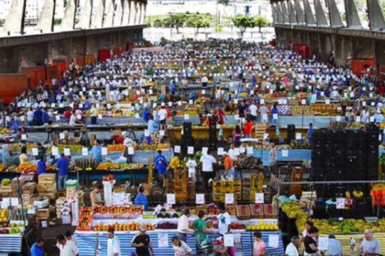 À Justiça, Ceagesp diz que nova taxa da Sabesp vai encarecer alimentos