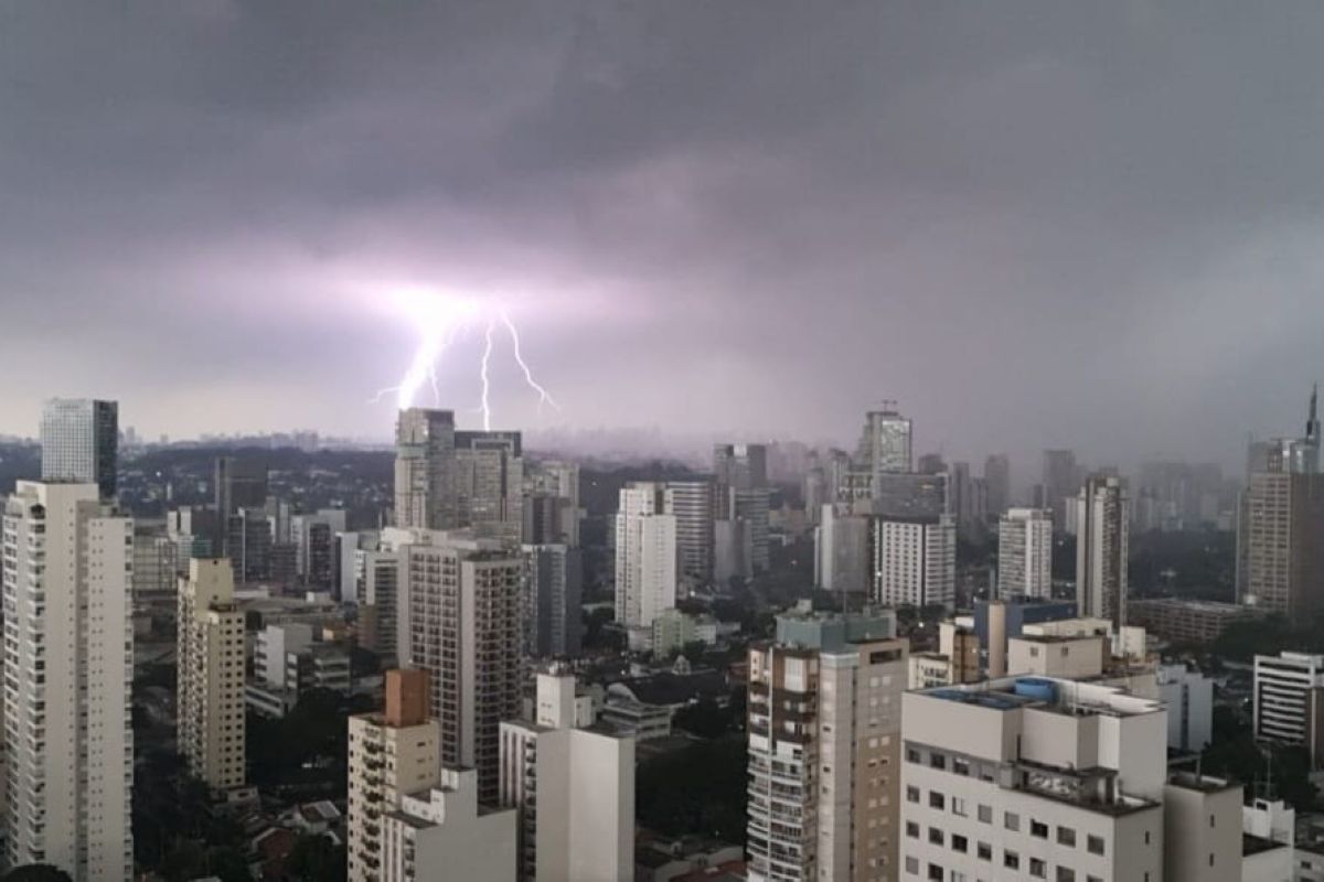 SP tem alerta de temporal com granizo nesta quarta-feira (27/8)