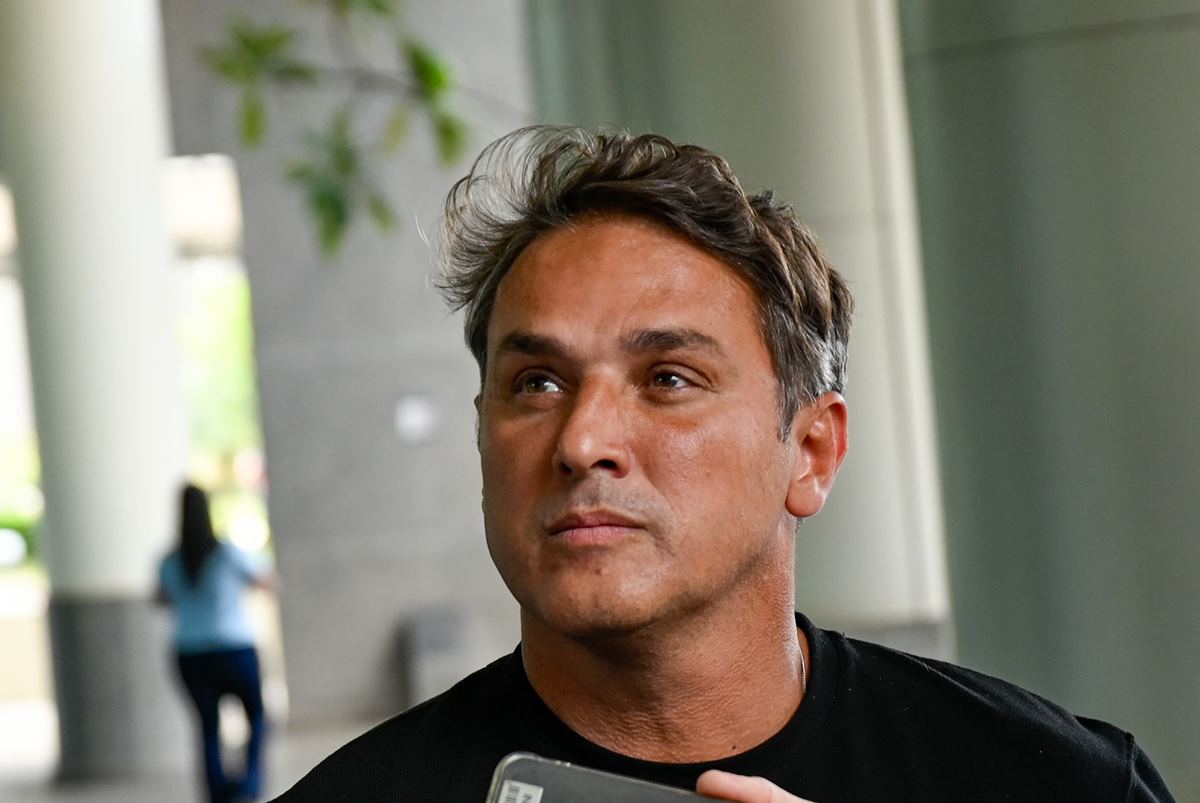 O líder da oposição na Câmara, deputado Zucco (PL-RS), visitou o ex-presidente Jair Bolsonaro (PL) nesta quinta-feira (14/8) em sua residência no Jardim Botânic