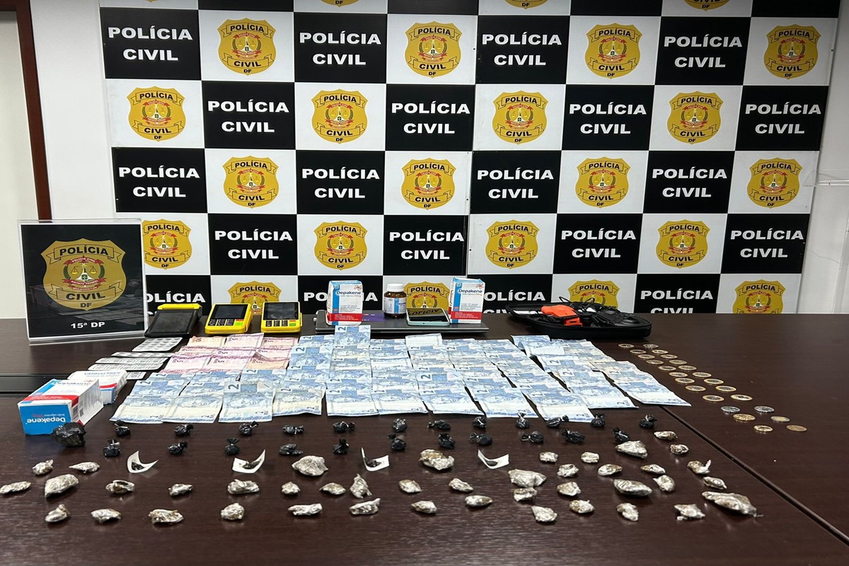 Um homem, 45 anos, foi preso pela Polícia Civil do Distrito Federal (PCDF) por tráfico de drogas em uma distribuidora de bebidas. A ação foi deflagrada na noite