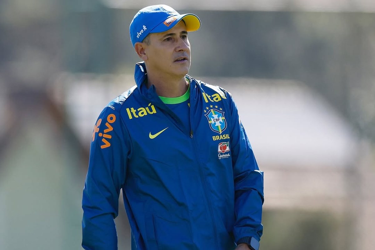 O Metrópoles vai transmitir pelo YouTube, ao vivo e com imagens, dois amistosos da Seleção Brasileira Sub-17 contra a Costa Rica, nos dias 21 e 24 de agosto. As