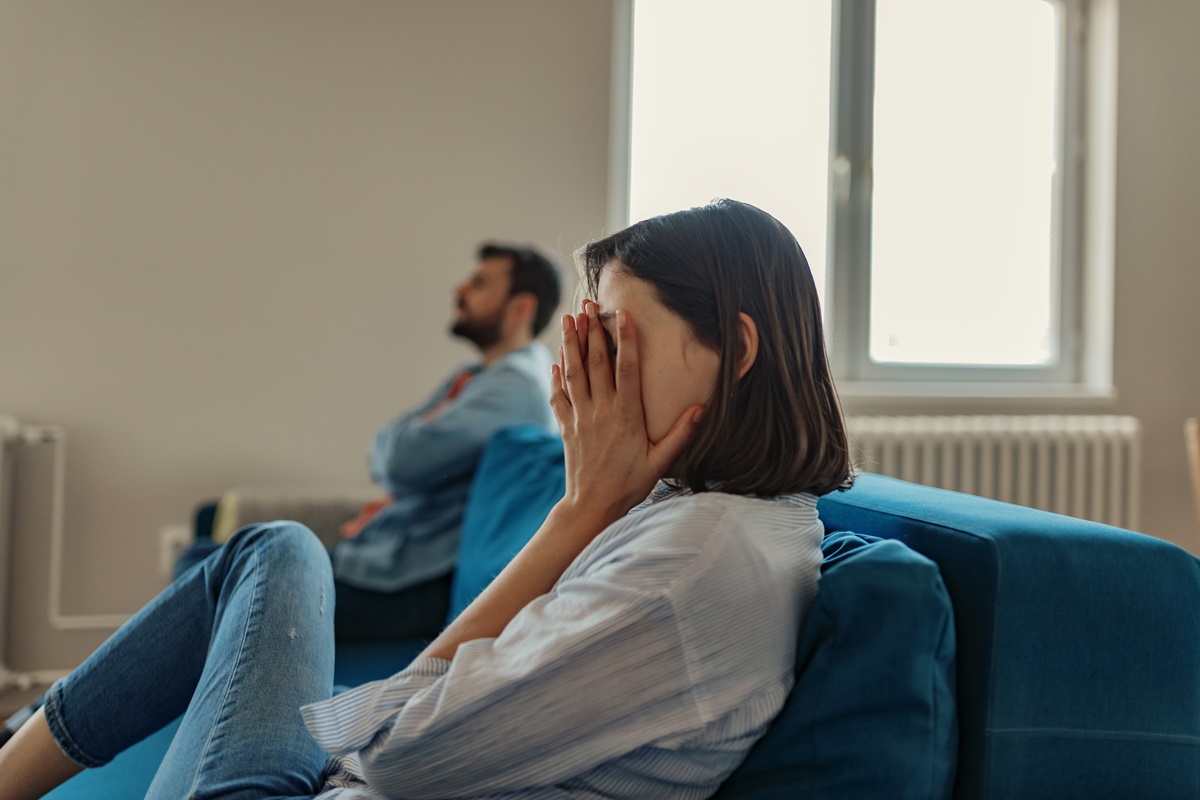 Nos últimos anos, com as redes sociais, os relacionamentos ganharam um vocabulário próprio. Um dos termos que mais viralizou é o conhecido como red flags, ou ba