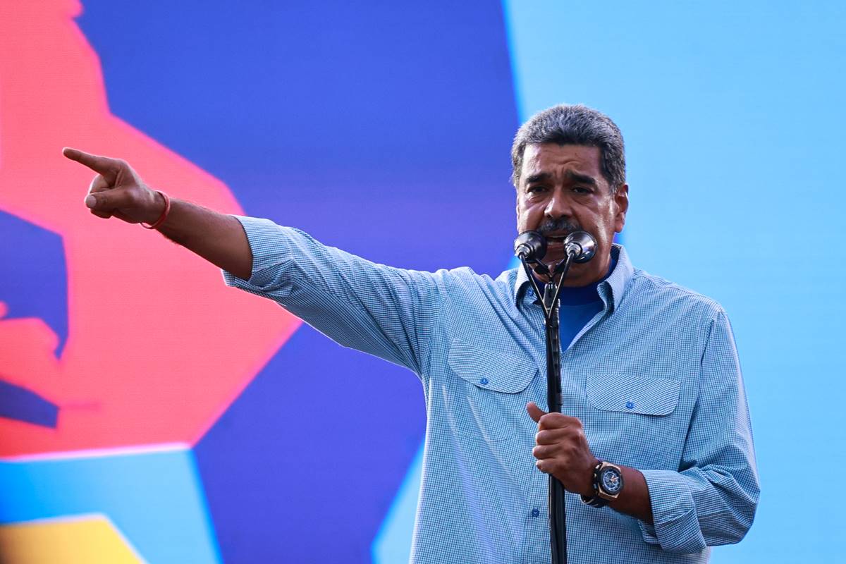 Governo Maduro convoca novo alistamento militar de civis na Venezuela