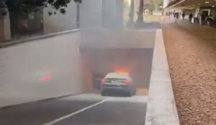 Carro de ministra pega fogo e provoca evacuação no STJ em Brasília; vídeo