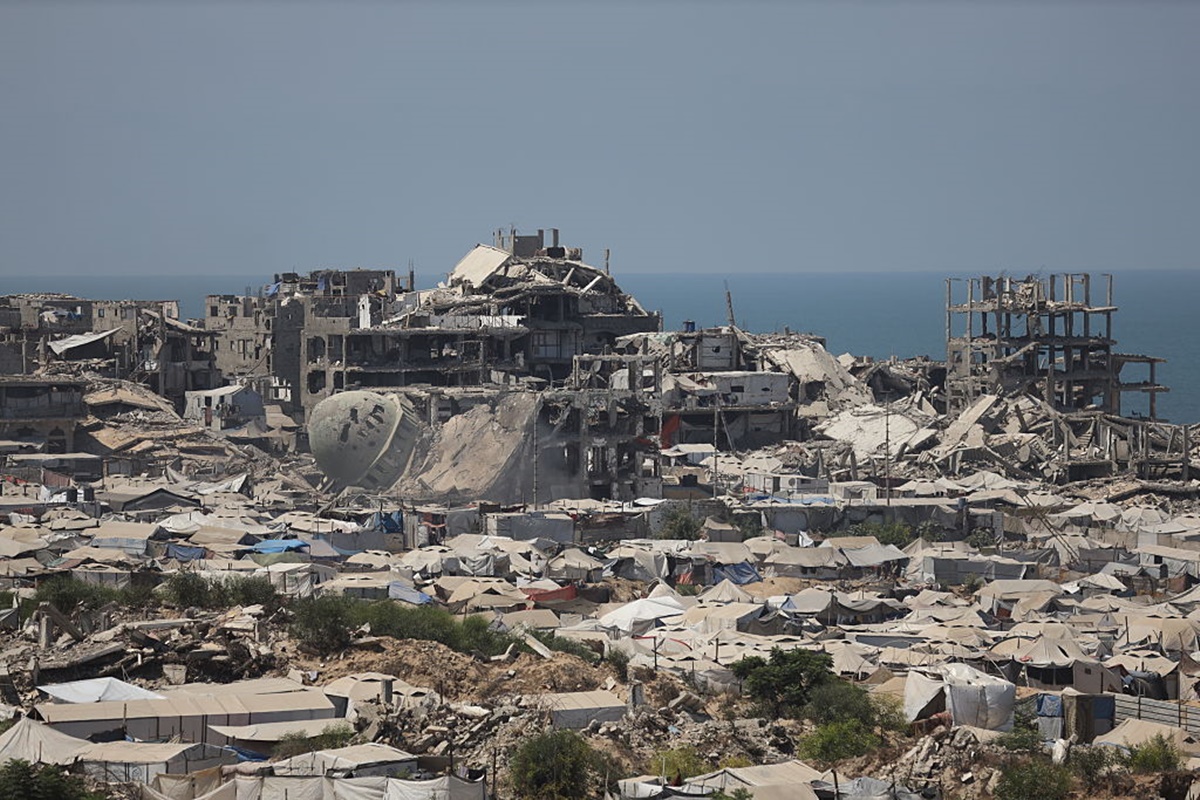 Compartilhar notíciaGoogle News - MetrópolesKhames Alrefi/Anadolu via Getty Images
1 de 1 Imagem de bombardeios em Gaza
- Foto: Khames Alrefi/Anadolu vi