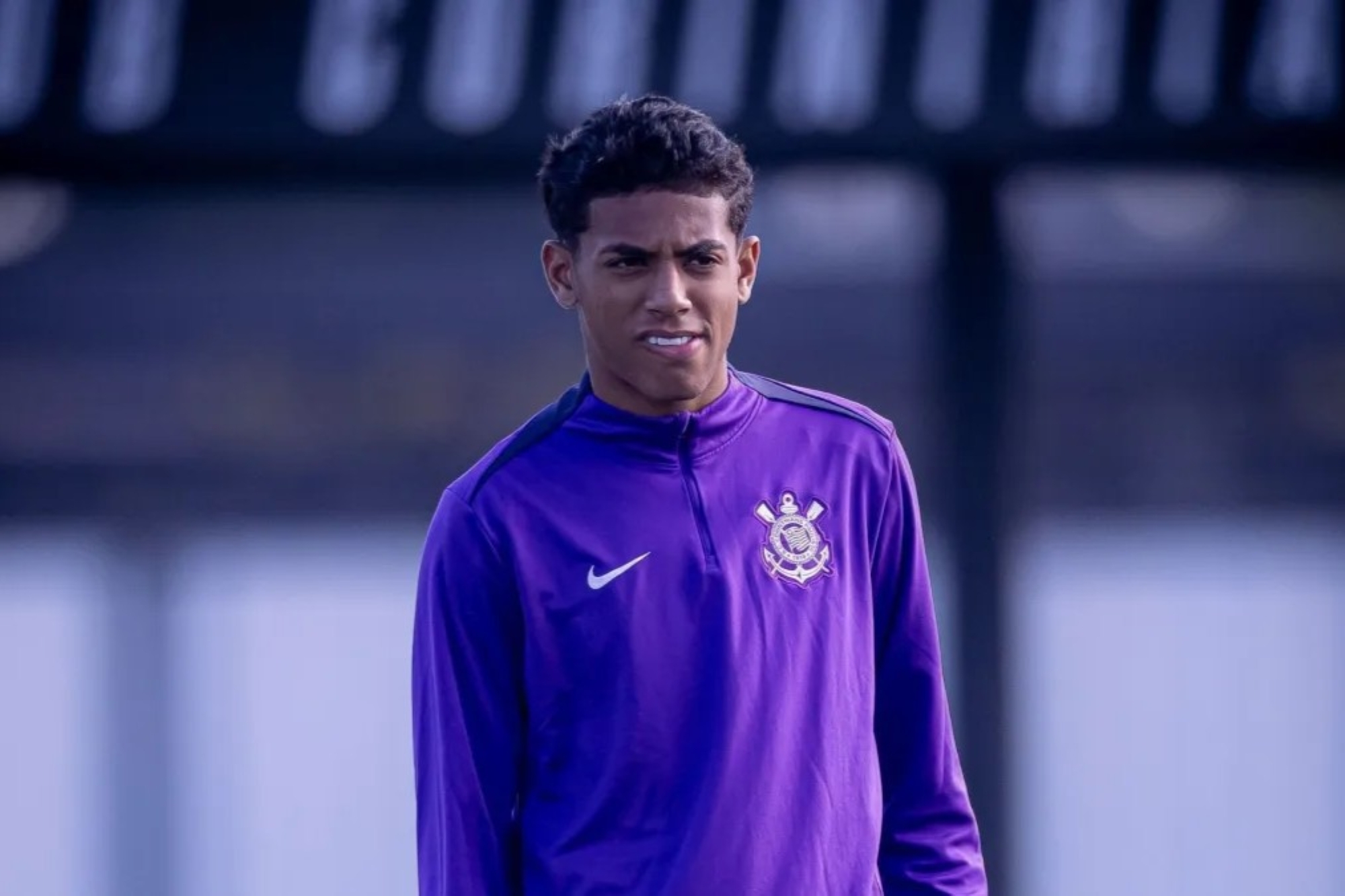O Bahia tirou uma jovem promessa do Corinthians. O Tricolor, que é comandado pelo Grupo City, pagou a multa rescisória do atleta, de R$ 14 milhões, para contrat