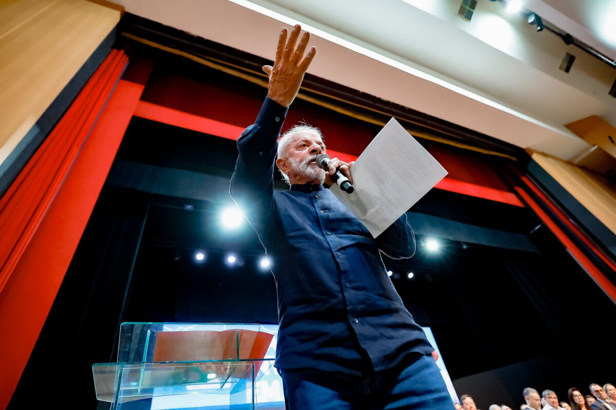 O presidente Luiz Inácio Lula da Silva (PT) participa, na tarde desta quarta-feira (13/8), da cerimônia de abertura da 4ª Conferência Nacional de Economia Solid