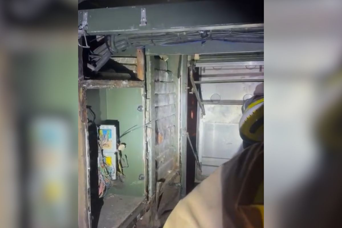 Policiais federais apreenderam, na tarde dessa quarta-feira (13/8), 1.853 kg de maconha em um ônibus com passageiros paraguaios que seguiam para Blumenau (SC) c