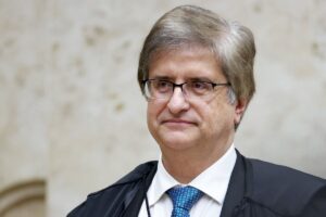 “Animado”, diz Gonet após decisão de Lula sobre recondução à PGR