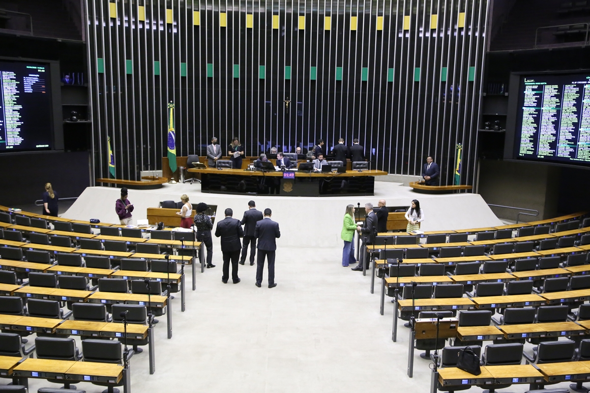 O presidente da Câmara, Hugo Motta (Republicanos-PB), marcou para terça-feira (19/8) a instalação da comissão especial que analisará o Projeto de Lei Complement