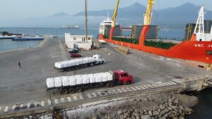 Governo de São Paulo assina aditivo para novo acesso ao Porto de São Sebastião