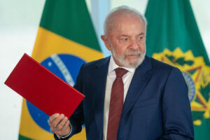 A crítica de Lula ao presidente do União Brasil, Antônio Rueda, durante a reunião ministerial na terça-feira (27/8) levará o partido a antecipar a votação sobre...