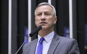 Depois de denúncia de Sanderson, TCU apura venda de minas de níquel para estatal chinesa