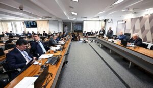 CCJ aprova fim de fiança para crimes relacionados à pedofilia