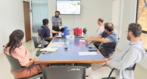 Prefeitura de Ubatuba e Sabesp discutem saneamento básico na zona rural