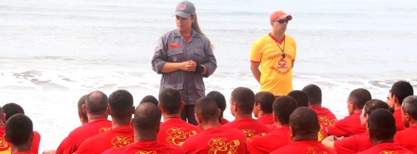 Estão abertas as inscrições para contratação de guarda-vidas temporários em Caraguatatuba. São 24 vagas disponíveis para atuar em praias do município durante a