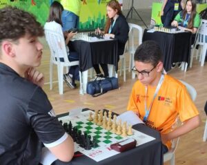 Caraguatatuba brilhou na fase final da modalidade xadrez sub-14 dos Jogos Escolares do Estado de São Paulo (JEESP), que está sendo realizada em Águas de Lindóia