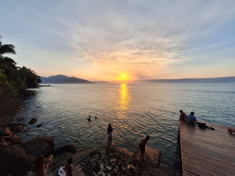 5 lugares para ver o pôr do sol em Ilhabela