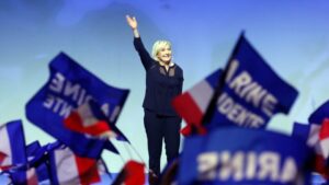 Direita cresce nos debates sobre inflação, imigração e insegurança, diz The Wall Street Journal