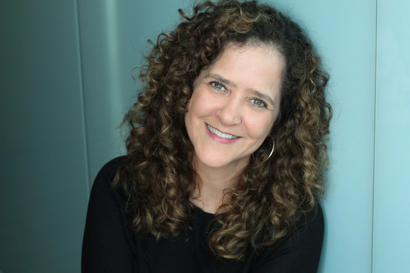 Sinônimo de escrita potente e autora brasileira mais lida do país, Carla Madeira é a próxima atração do Metrópoles Talks, em Brasília. O bate-papo sobre as cone