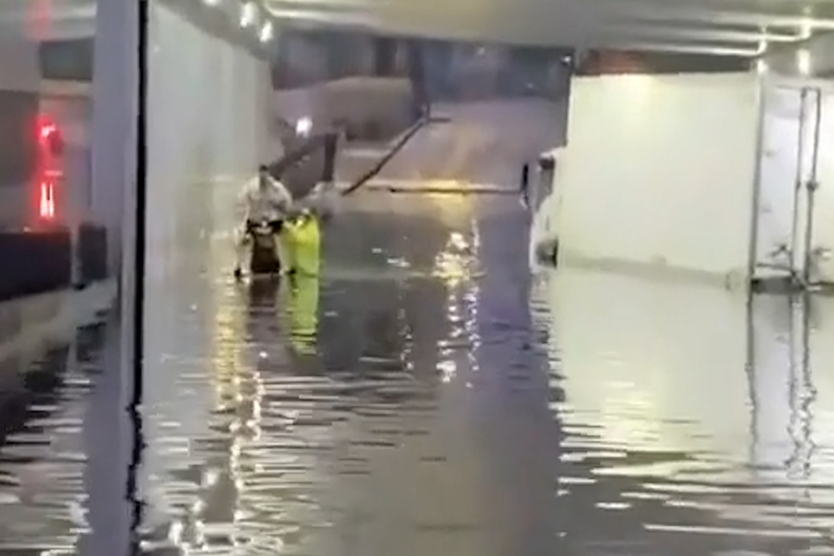 Em menos de uma semana, o Aeroporto Internacional da Cidade do México suspendeu pela segunda vez suas operações na manhã de terça-feira (12/8) por causa das for