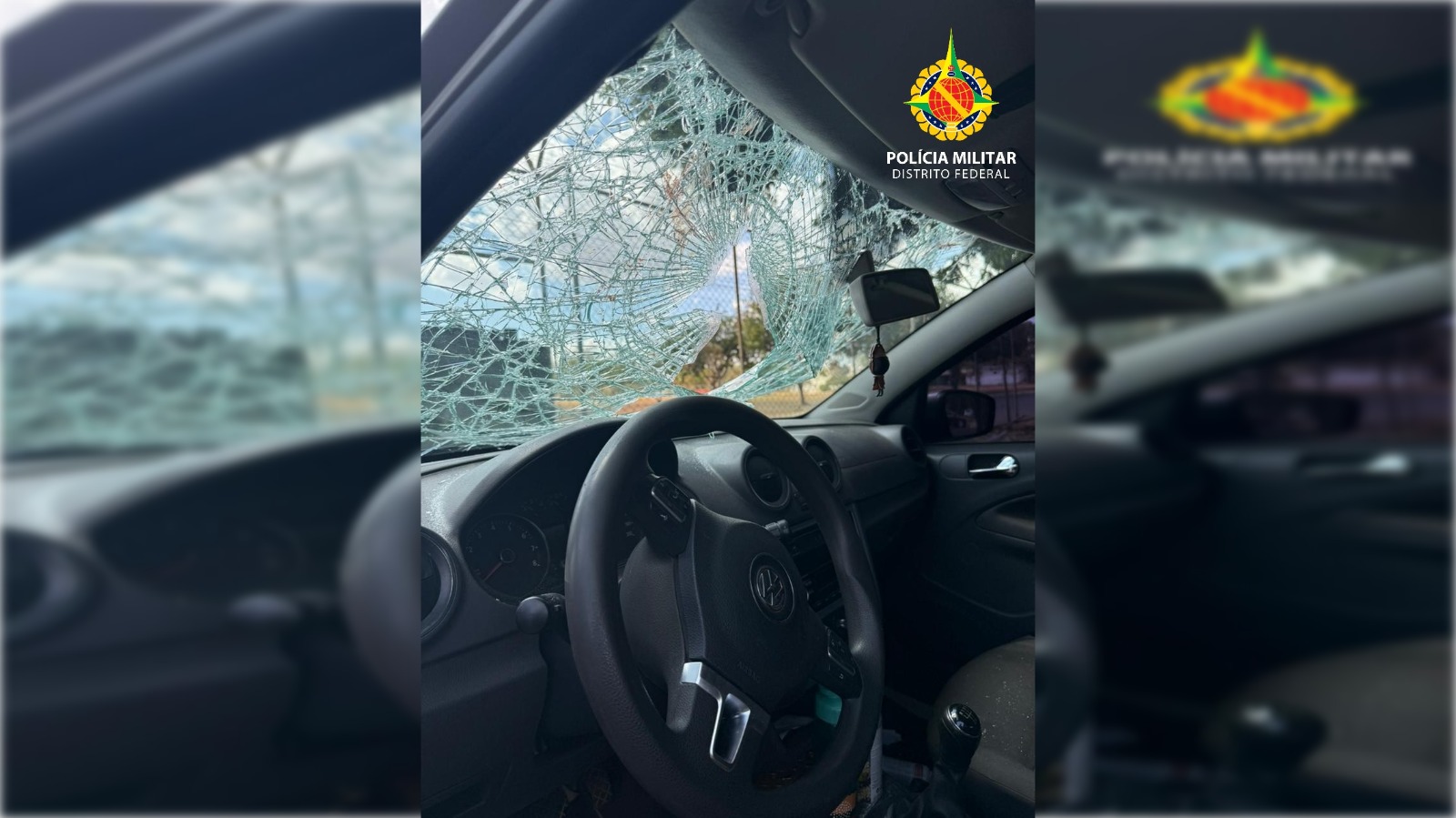 Um homem, de 35 anos, foi detido após se pendurar em um carro que estava em movimento, durante um ataque de ciúmes. O fato ocorreu na manhã desta quinta-feira (