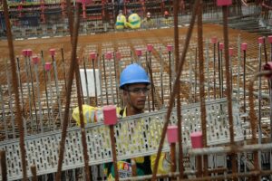 O Índice de Confiança da Construção (ICST), medido pela Fundação Getulio Vargas (FGV), recuou 1,1 ponto em agosto deste ano, para 91,6 pontos, o menor nível em