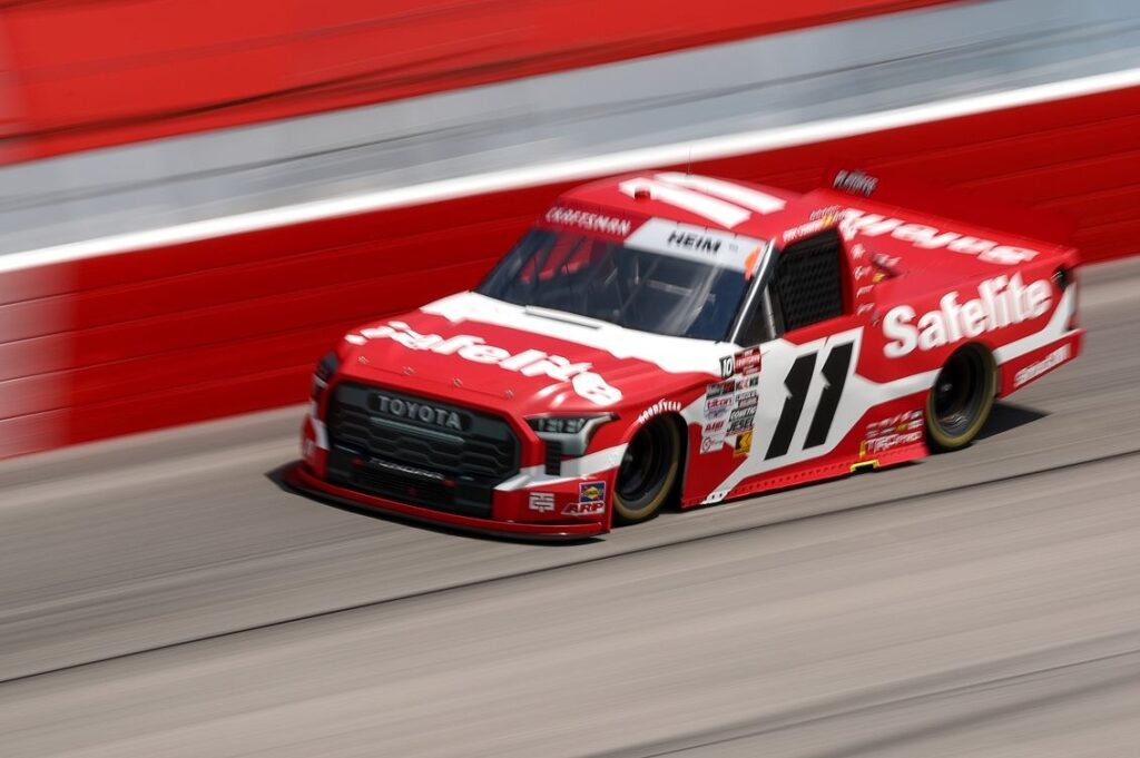 NASCAR Truck: Heim vence terceira seguida após problemas de Riggs em Darlington