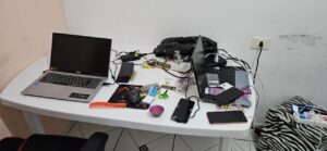 Três pessoas são presas em operação contra golpe do 'falso advogado'