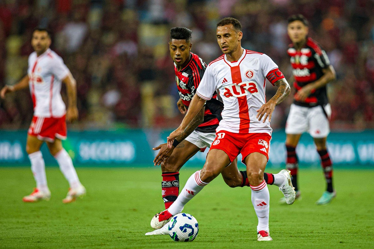 A Libertadores da América está na reta final. Nesta semana, 16 times iniciam a disputa das oitavas de final da competição. E um dos duelos envolve duas equipes