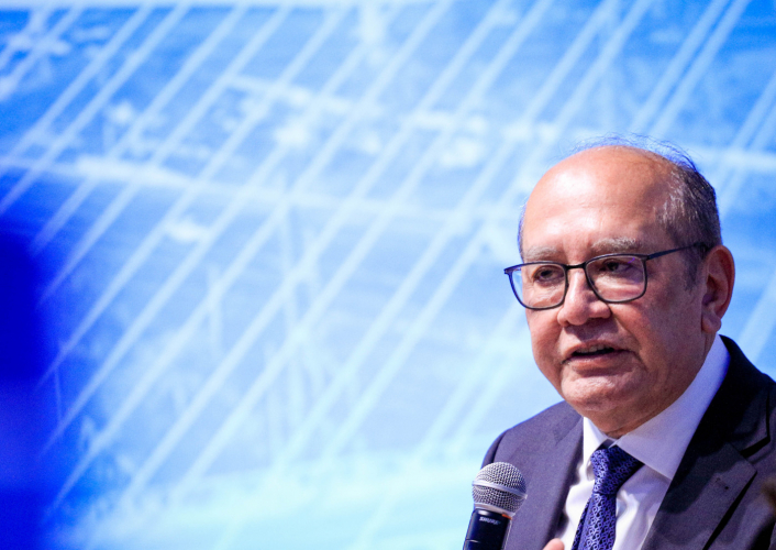 O ministro do Supremo Tribunal Federal (STF), Gilmar Mendes, afirmou que “não há espaço para brincadeiras” em relaç&atil