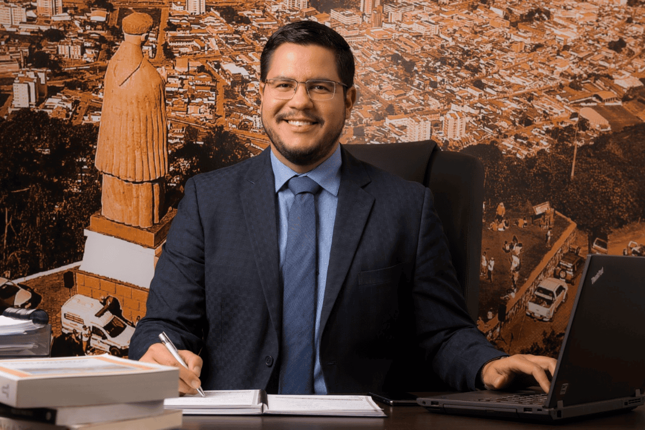 Ex-prefeito Aguilar Júnior confirma pré-candidatura a deputado estadual com foco em transformar votos e proximidade do Litoral Norte em representatividade efetiva na Assembleia Legislativa.