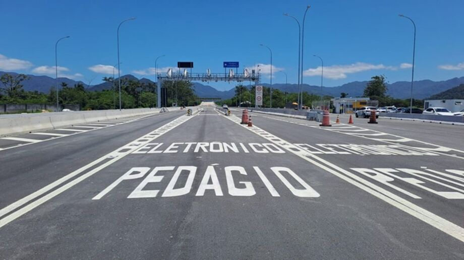 Após Vale do Ribeira conquistar isenção de pedágio, cresce o debate: por que o Litoral Norte, que também depende de rodovias pedagiadas, não recebe o mesmo benefício?
