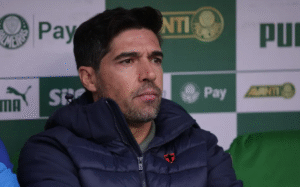 Imprensa estrangeira surpreende e crava sobre Abel Ferreira: “Intocável no Palmeiras”