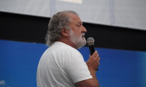 Ilhabela: prefeito anuncia articulação para instalar unidade da Fatec durante formatura da IETEC