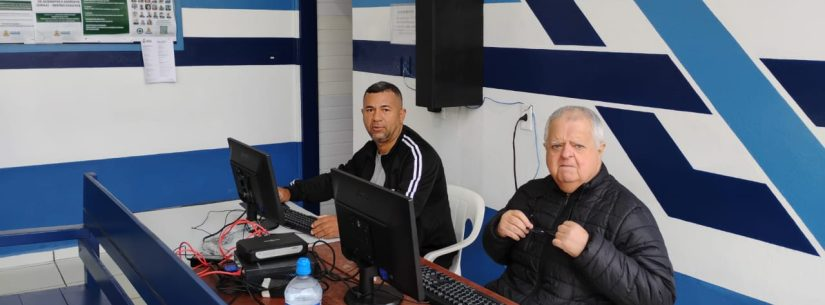 Servidores municipais eleitos tomam posse na nova CIPAA de Caraguatatuba, comissão que atua na prevenção de acidentes e no combate ao assédio no trabalho.