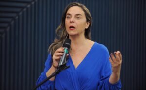 Deputada do PSOL apresenta projeto para barrar efeitos da Lei Magnitsky no Brasil
                                Nomeado de ‘PL da Soberania Financeira&#