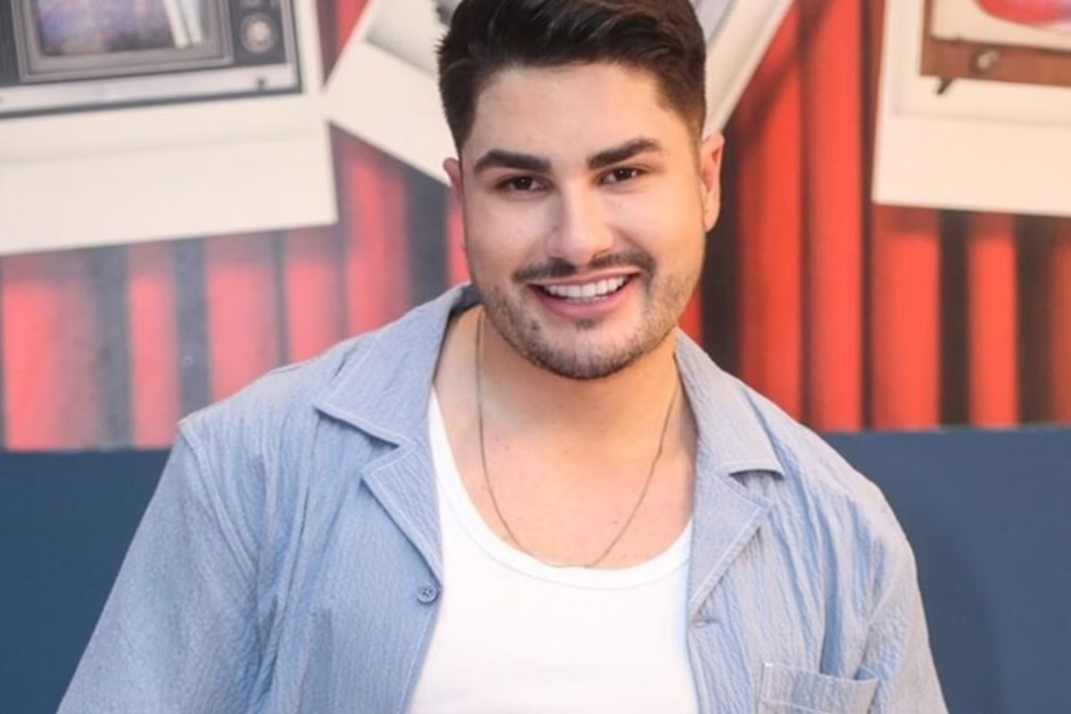 O ex-parceiro da influenciadora digital e estudante de Direito Jojo Todynho, Lucas Souza, assumiu um novo relacionamento. O ex-militar usou o Instagram para ass