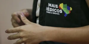 O Tribunal de Contas da União (TCU) identificou falhas na formulação e execução do Programa Mais Médicos, principal política federal para ampliar a presença de