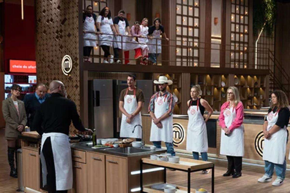O 12º episódio do MasterChef Brasil 2025, exibido nessa terça-feira (12/8), marcou a eliminação de Taynan e Fernanda.
Leia também
Televisão