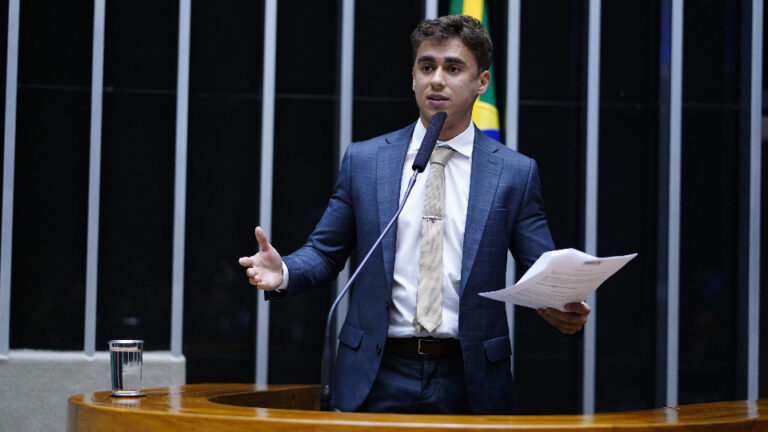 Nikolas Ferreira vai processar Lula após declaração sobre crime organizado