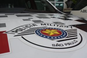 Policiais Militares foram acionados na noite de segunda-feira (25), para atender uma ocorrência de furto em residência, no bairro Estufa I, na cidade de Ubatuba