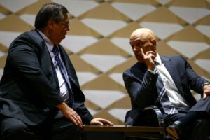 Decisão de Dino gera desconforto em ministros do STF