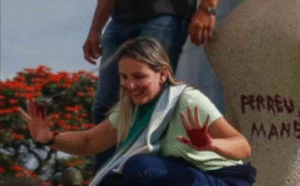 Moraes rejeita novo recurso e mantém 14 anos de prisão para ‘Débora do Batom’