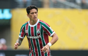 Cano sofre entorse no joelho direito e vira desfalque do Fluminense na Copa Sul-Americana