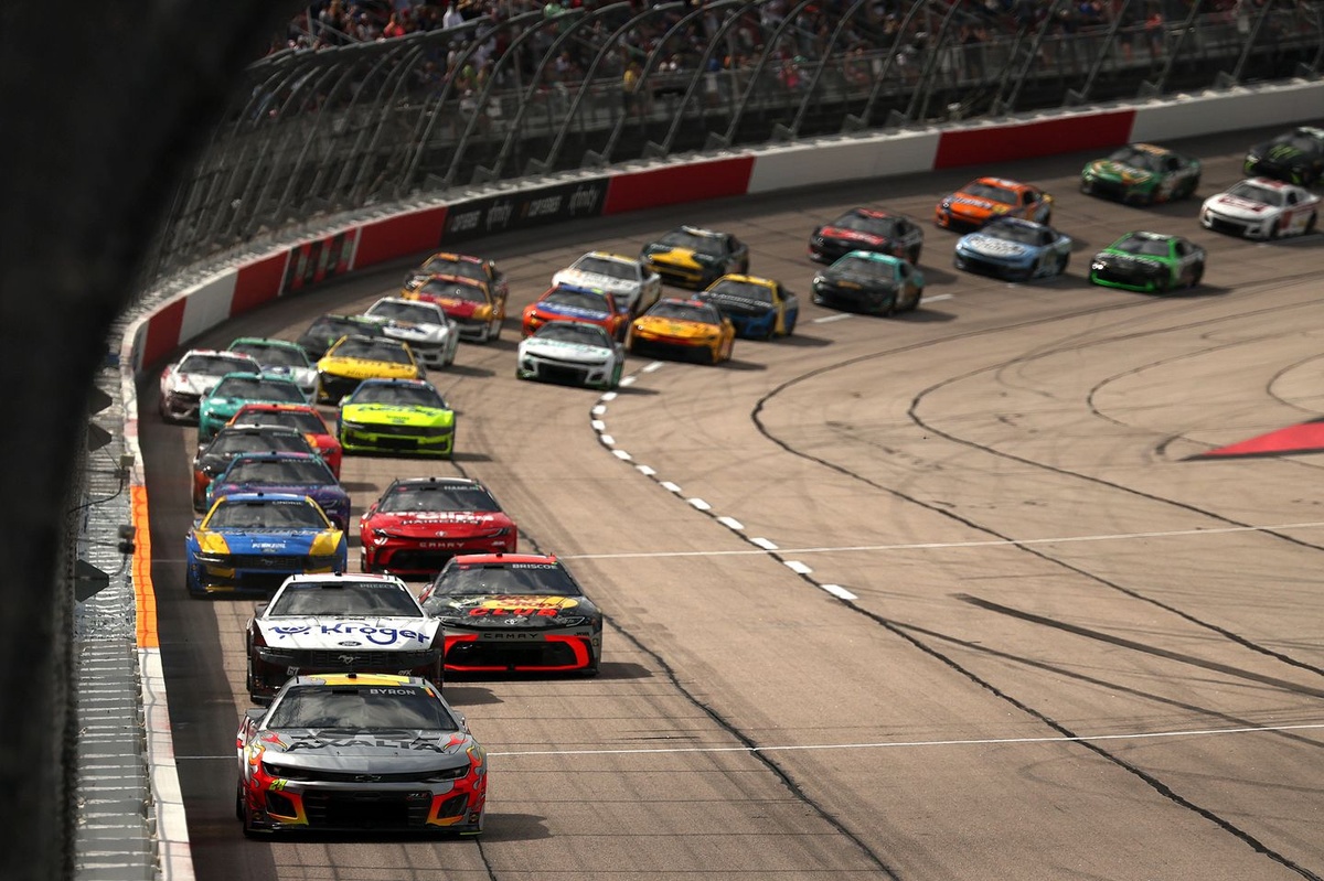Motorsport.com transmite NASCAR Cup e Truck em Darlington e Xfinity em Portland; veja horários e como assistir