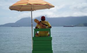 Temporada de Verão 2026 Prefeitura de Ilhabela abre 20 vagas para Guarda-Vidas temporários