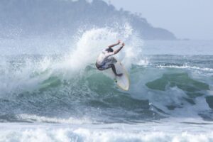 Caraguá Surf Festival agita a Praia do Massaguaçu neste domingo (14)