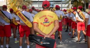 Prefeitura reforça importância das orientações dos guarda-vidas nas praias